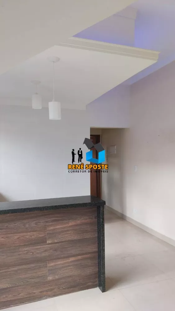 Casa à venda com 4 quartos, 250m² - Foto 8