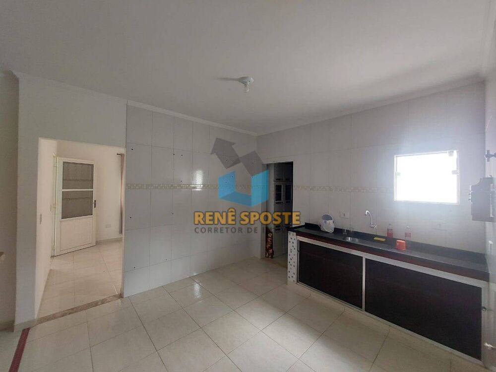 Casa, 3 quartos, 198 m² - Foto 3
