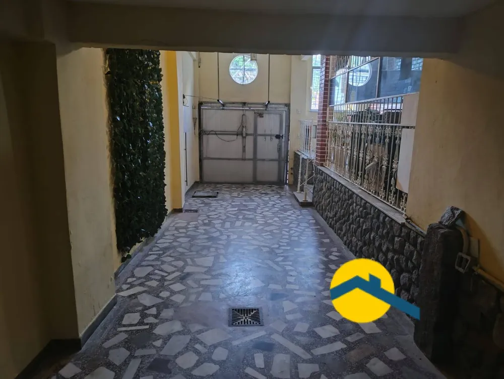 Casa, 8 quartos, 270 m² - Foto 27