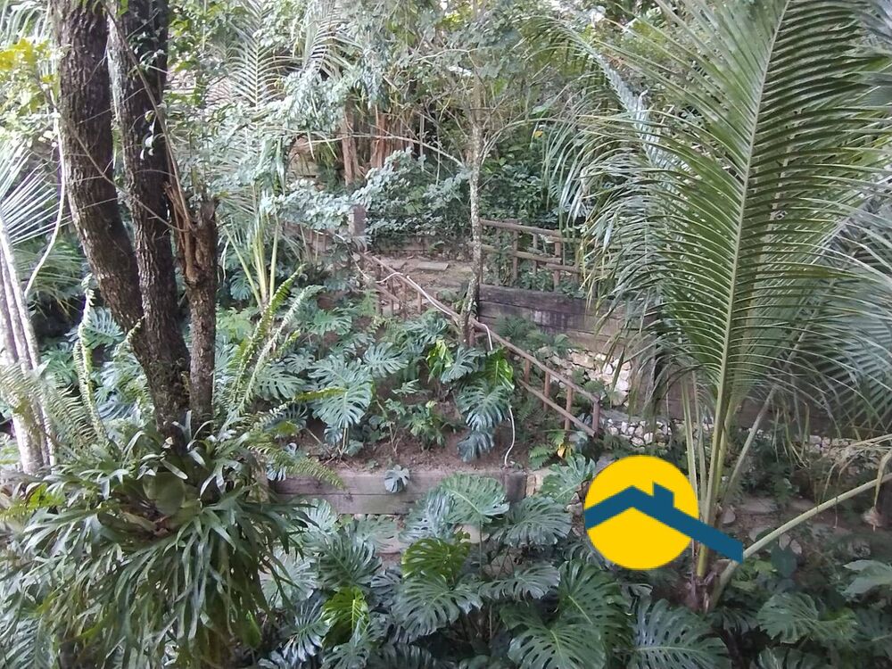 Casa de Condomínio à venda com 4 quartos, 400m² - Foto 3