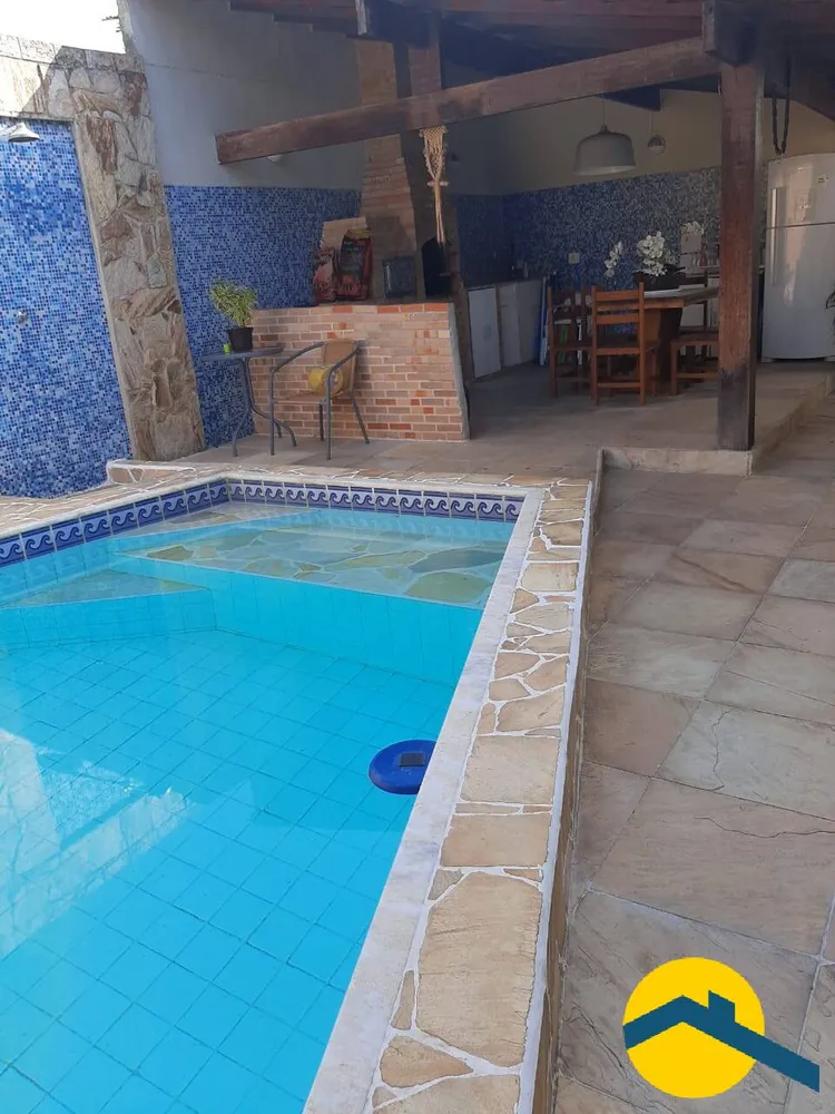 Casa, 6 quartos, 295 m² - Foto 1