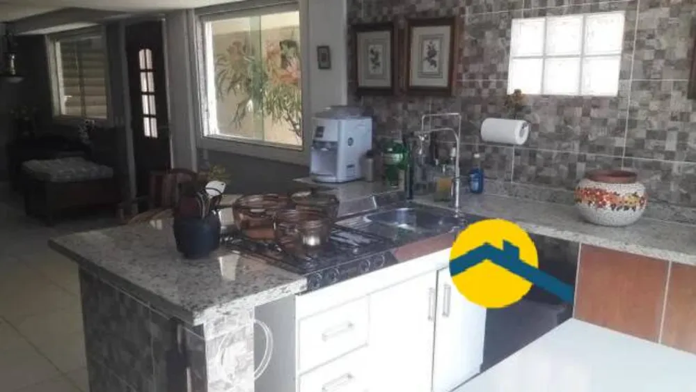 Casa, 3 quartos, 240 m² - Foto 12