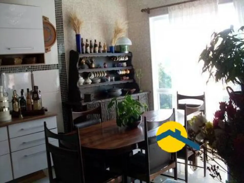 Casa, 3 quartos, 240 m² - Foto 9