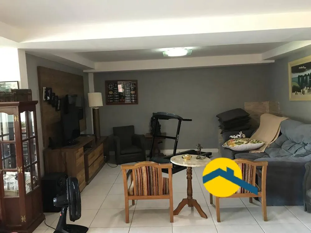 Casa, 3 quartos, 240 m² - Foto 1