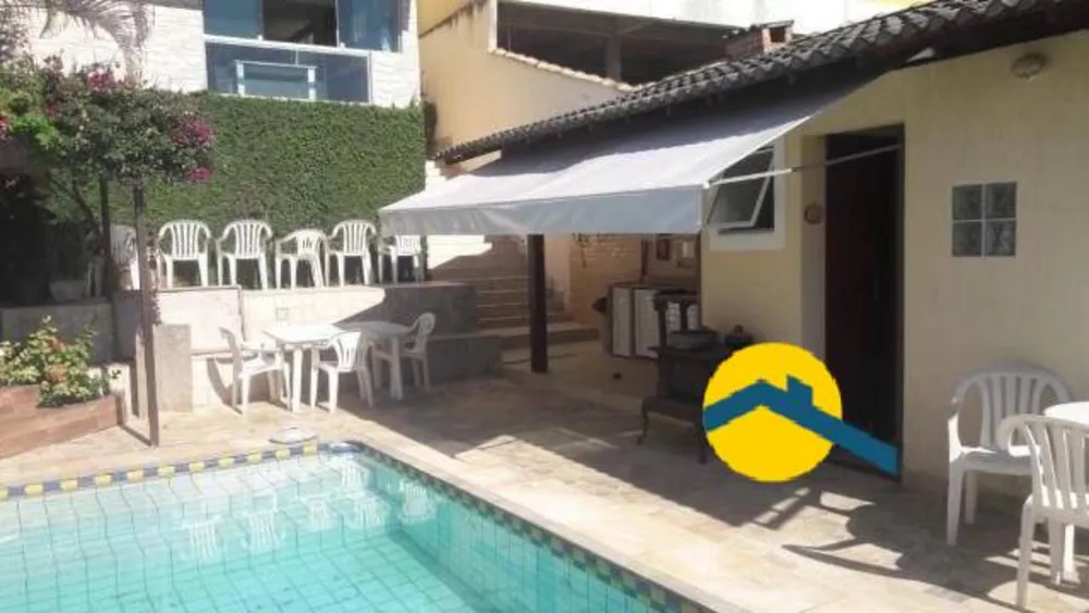 Casa, 3 quartos, 240 m² - Foto 2