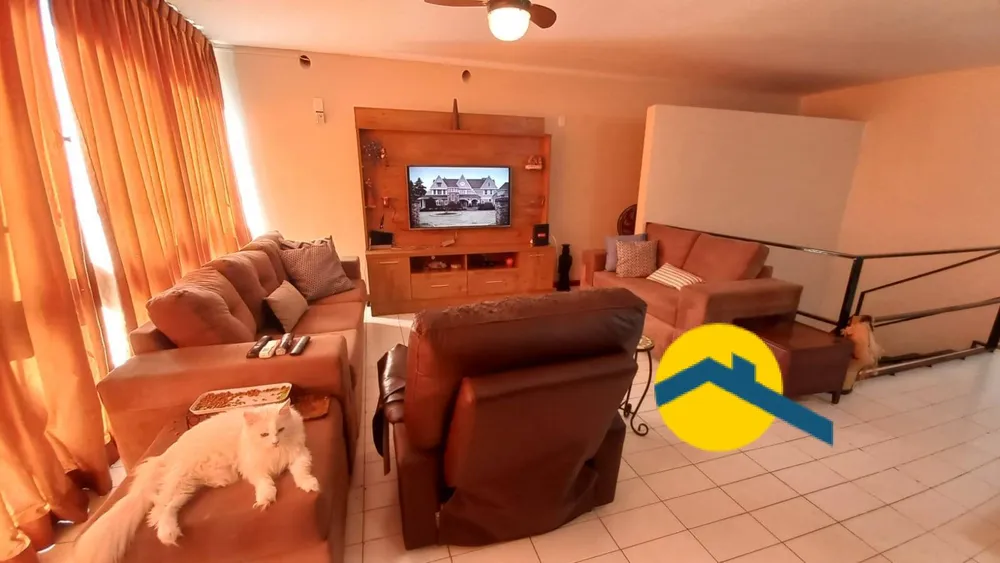 Casa, 4 quartos, 240 m² - Foto 3