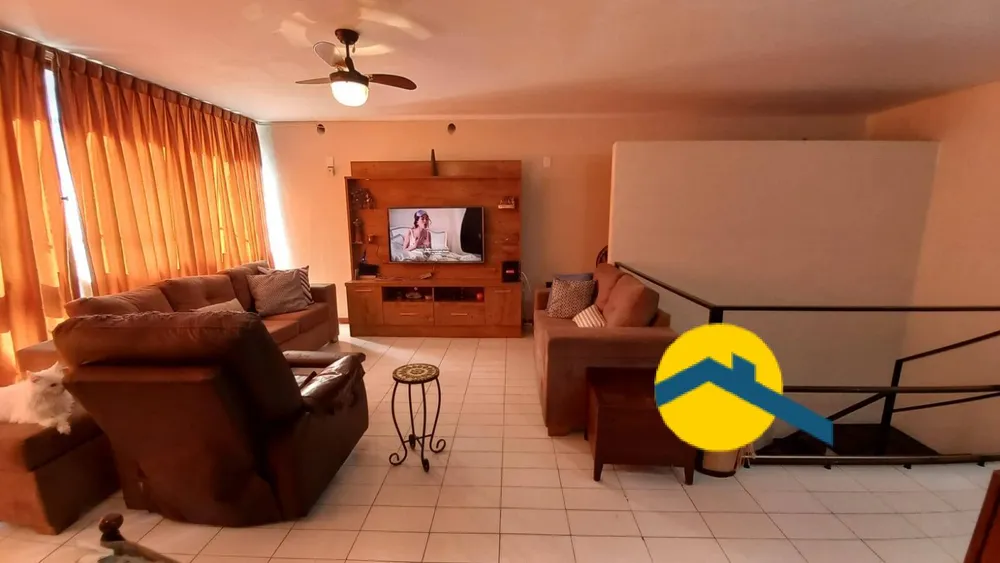 Casa, 4 quartos, 240 m² - Foto 4