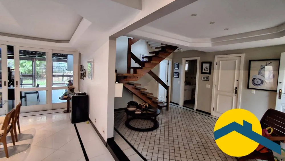 Casa, 3 quartos, 257 m² - Foto 4