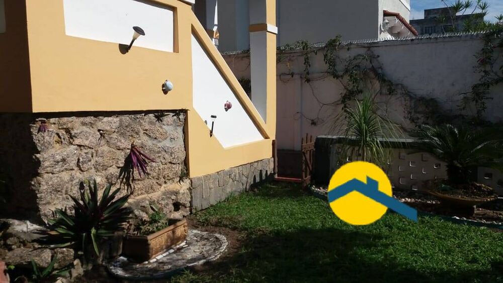 Casa à venda com 3 quartos, 106m² - Foto 7