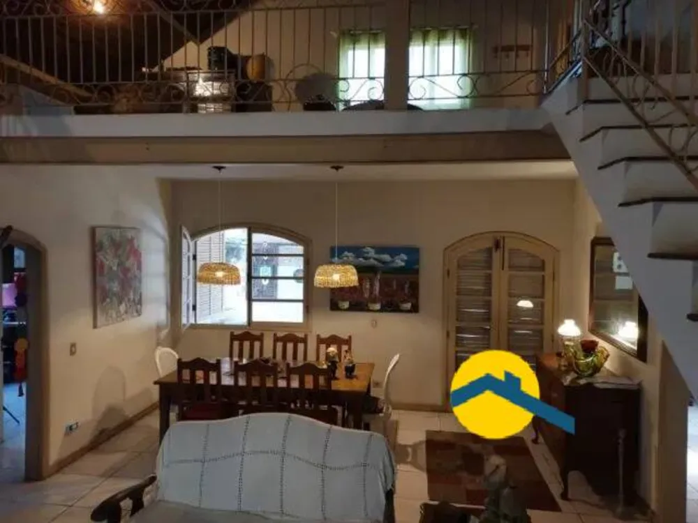 Casa, 5 quartos, 250 m² - Foto 3