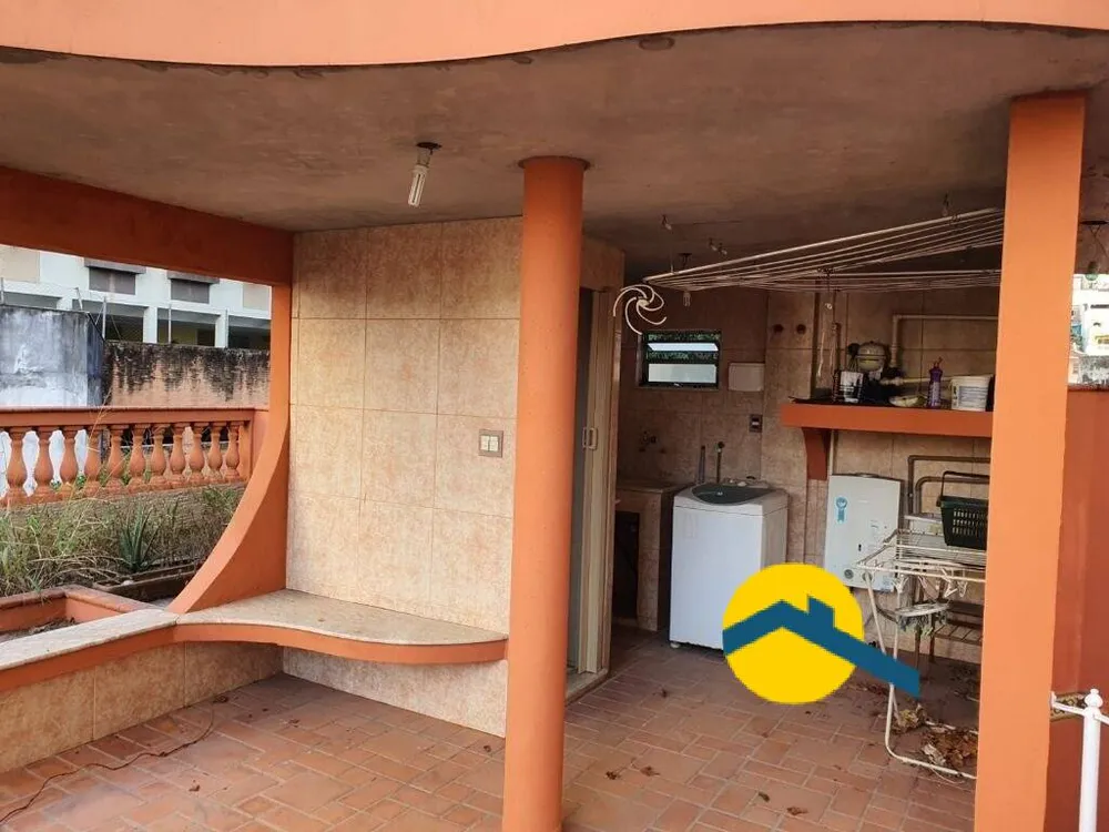 Casa, 4 quartos, 240 m² - Foto 21