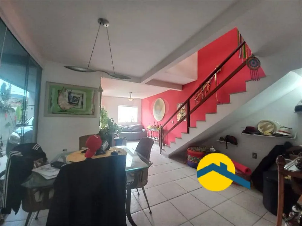 Casa, 3 quartos, 132 m² - Foto 2