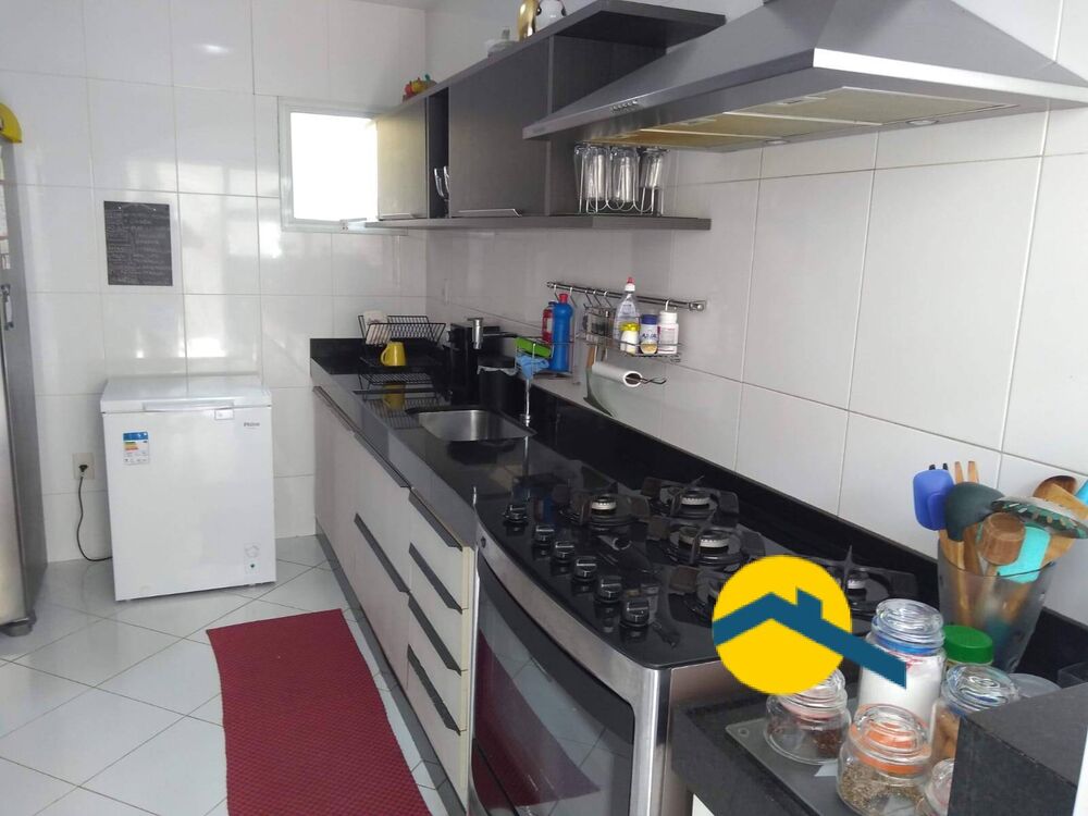 Casa à venda com 3 quartos, 210m² - Foto 3