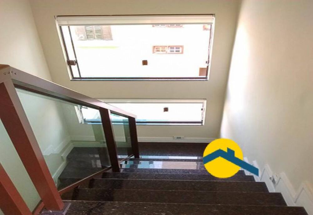 Casa, 4 quartos, 330 m² - Foto 2