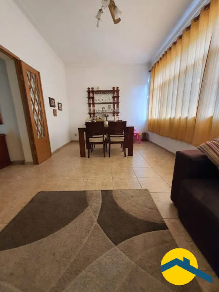 Casa, 6 quartos, 240 m² - Foto 3