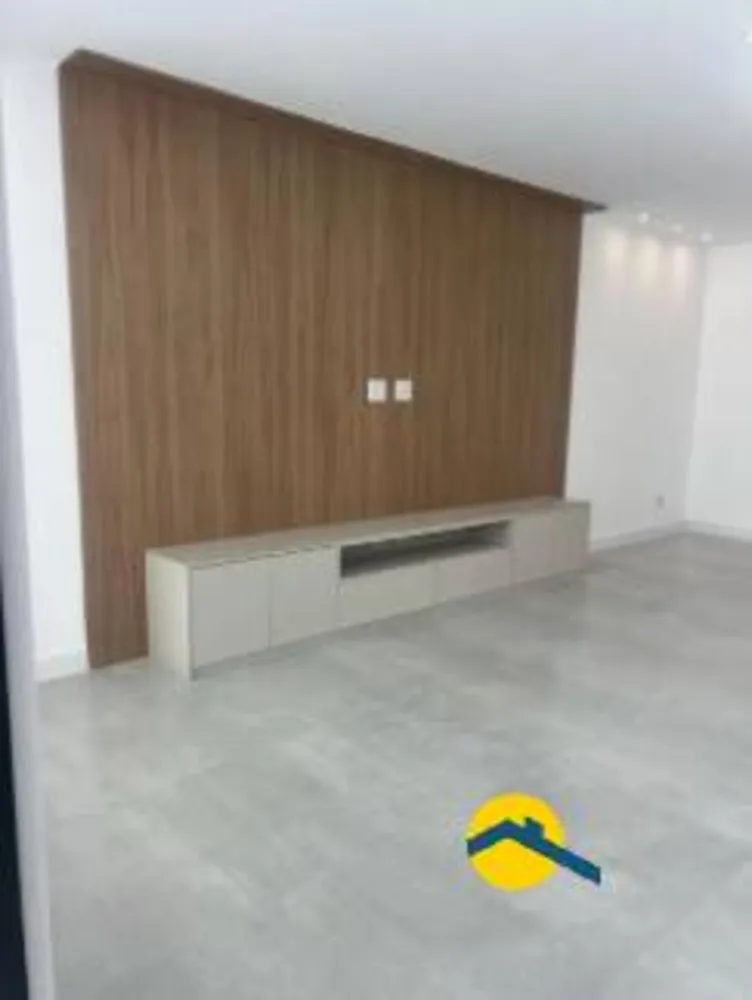 Casa, 3 quartos, 210 m² - Foto 2
