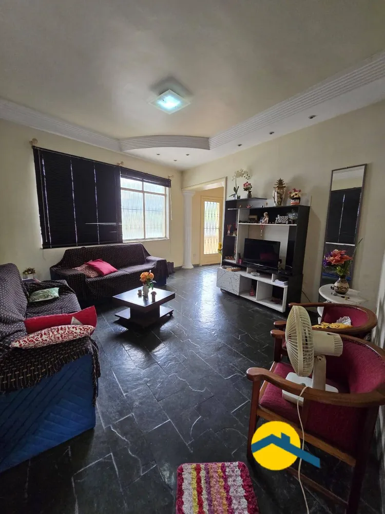 Casa, 4 quartos, 200 m² - Foto 1