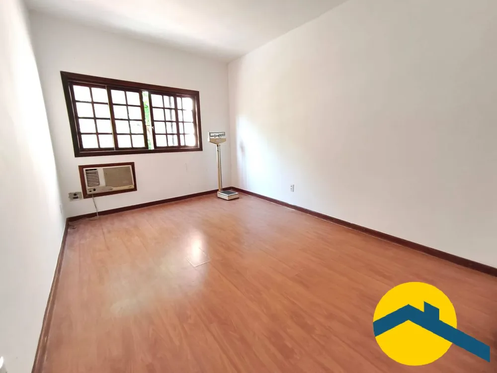 Casa, 5 quartos, 185 m² - Foto 4