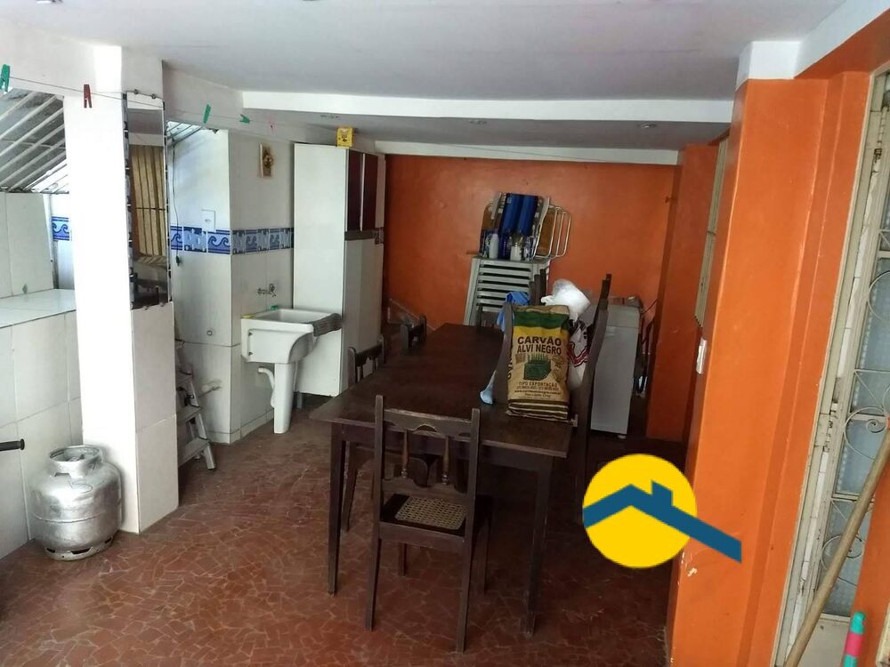 Casa, 4 quartos, 300 m² - Foto 1