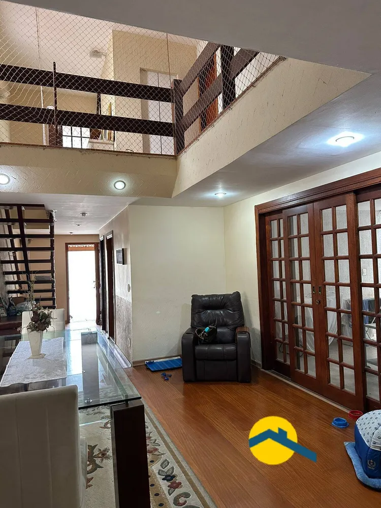 Casa, 3 quartos, 302 m² - Foto 4