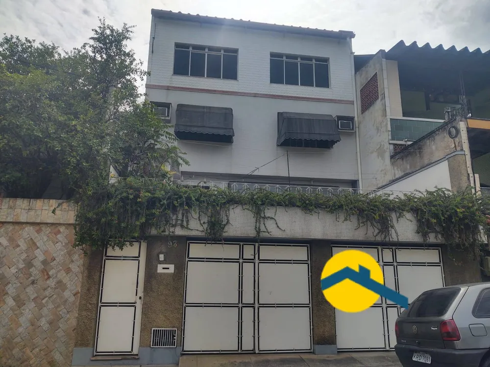 Casa, 4 quartos, 260 m² - Foto 1