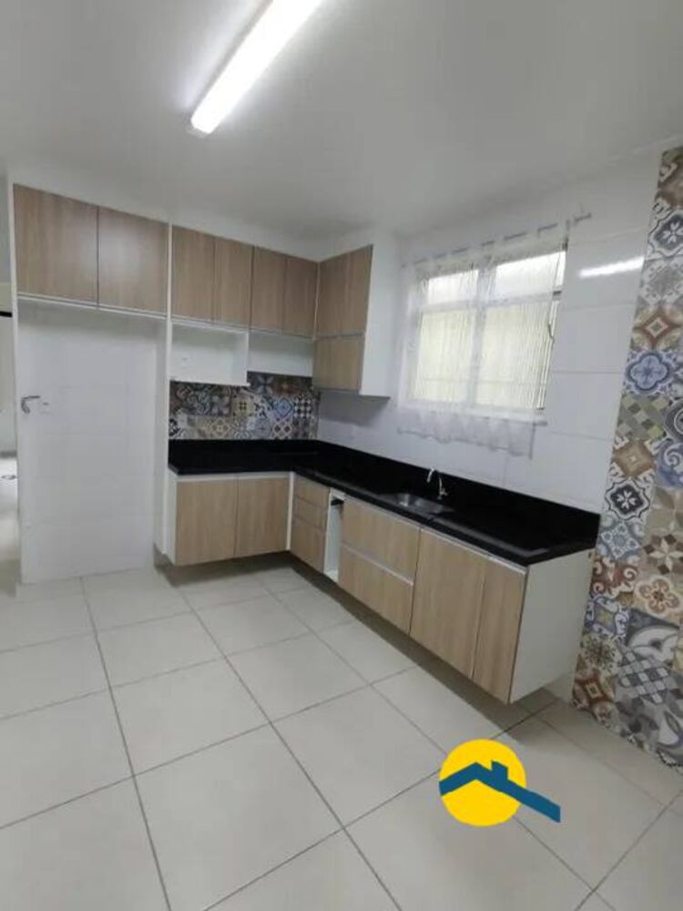 Casa, 3 quartos, 160 m² - Foto 2