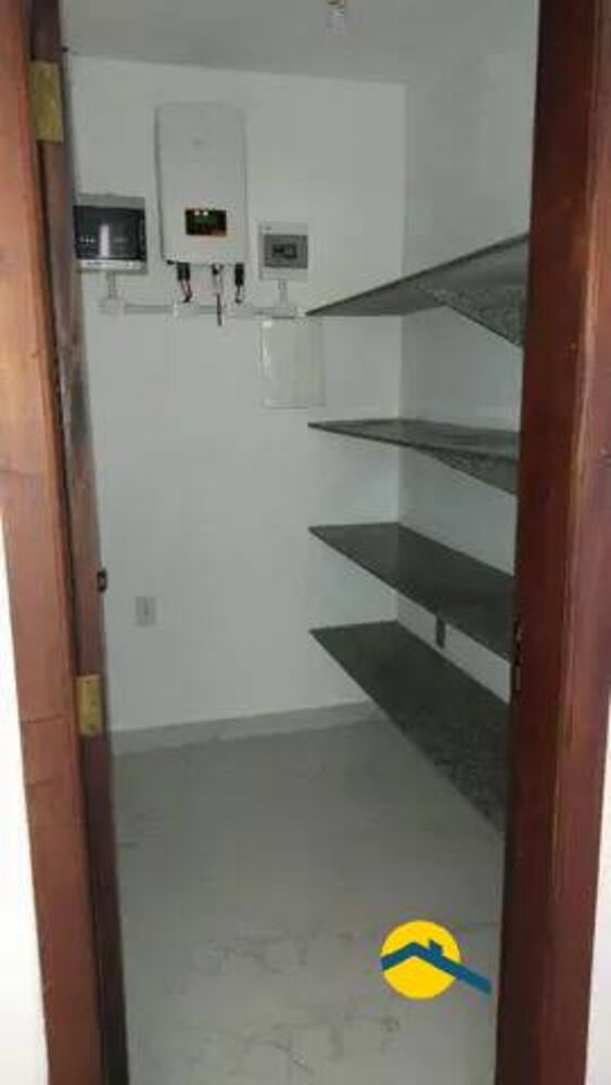 Casa, 4 quartos, 198 m² - Foto 1