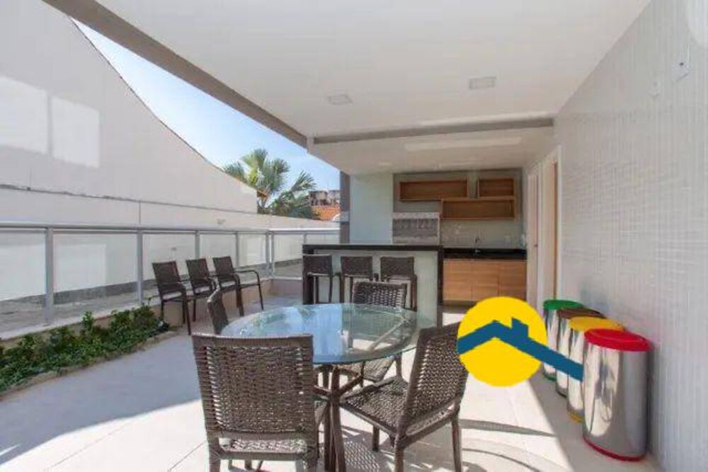 Apartamento à venda com 3 quartos, 111m² - Foto 2