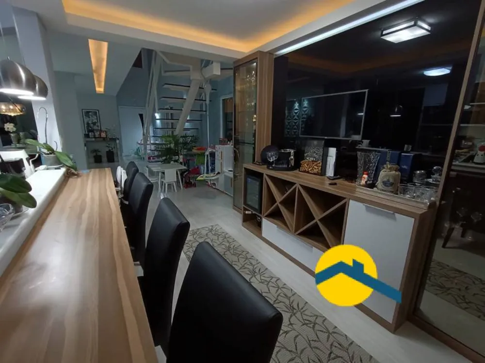 Casa, 2 quartos, 188 m² - Foto 2