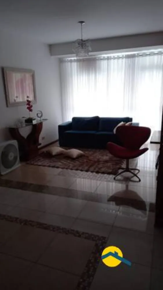 Apartamento, 3 quartos, 220 m² - Foto 1