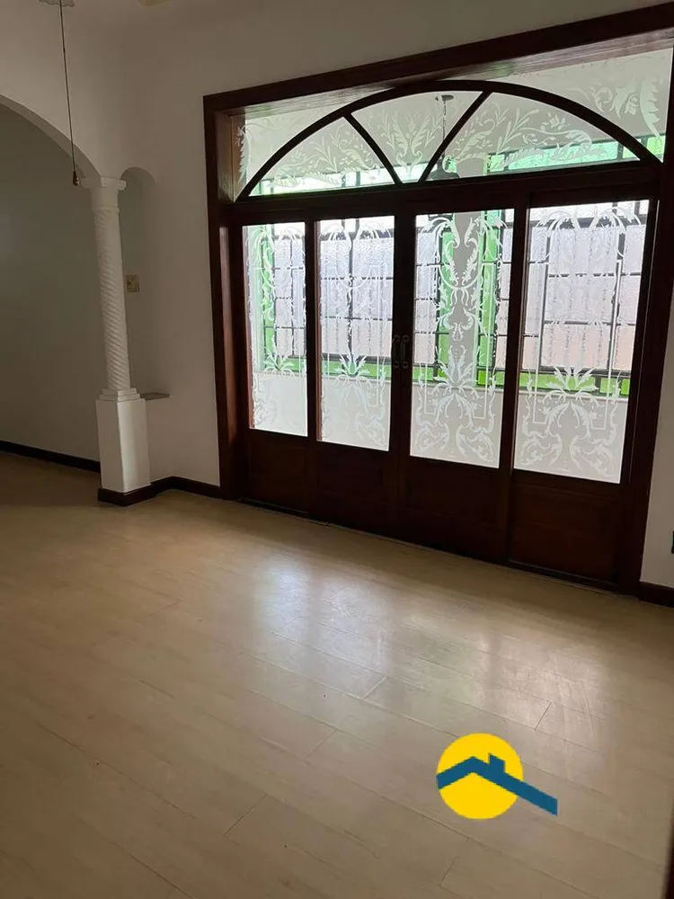 Casa, 3 quartos, 240 m² - Foto 3