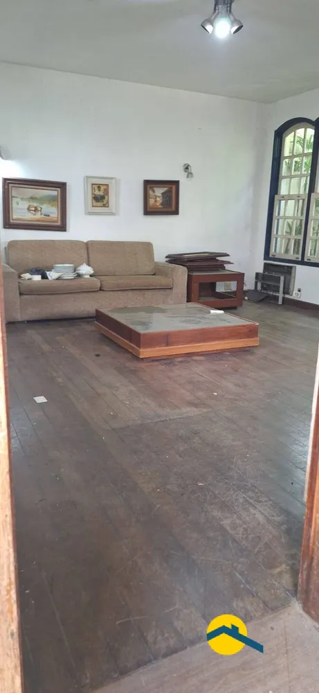 Casa, 5 quartos, 242 m² - Foto 3