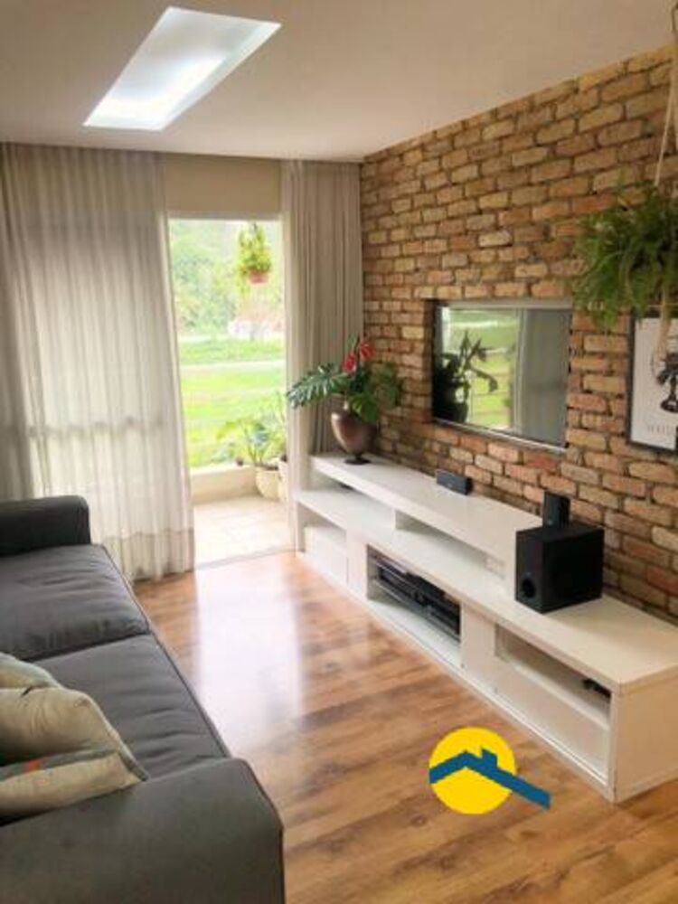 Apartamento à venda com 2 quartos, 75m² - Foto 2