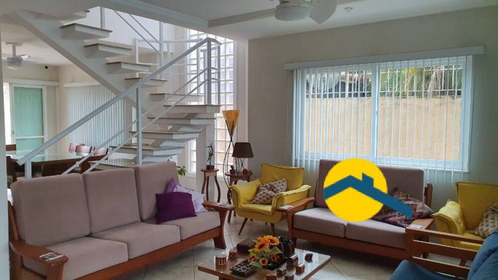 Casa à venda com 5 quartos, 280m² - Foto 1