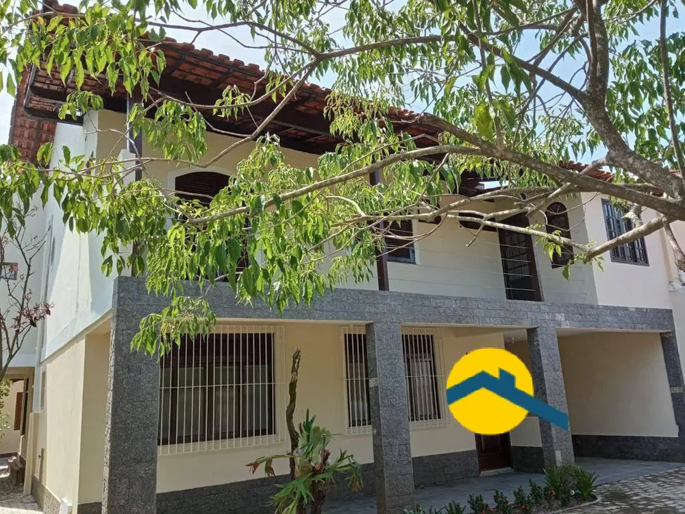 Casa, 5 quartos, 340 m² - Foto 1
