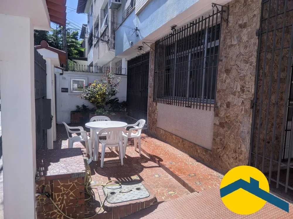 Casa, 4 quartos, 174 m² - Foto 1