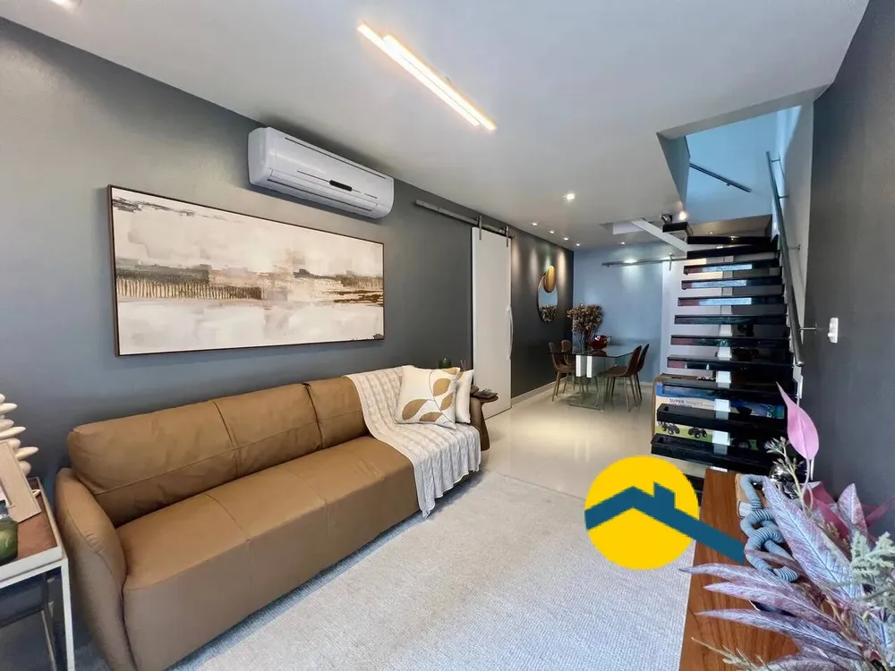 Cobertura, 3 quartos, 202 m² - Foto 2