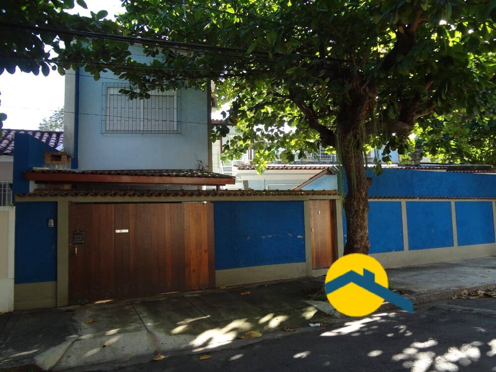 Casa, 6 quartos, 420 m² - Foto 1
