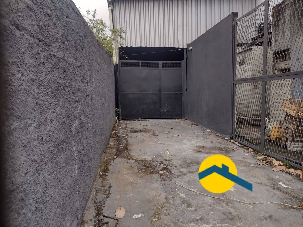 Depósito-Galpão, 72 m² - Foto 1