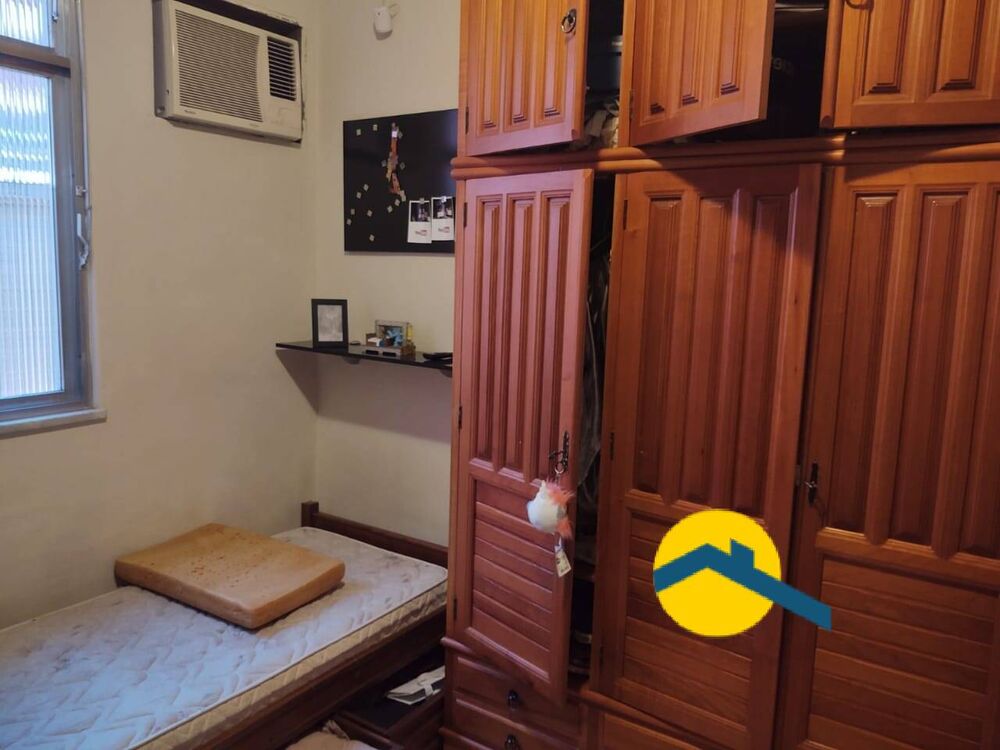 Casa, 4 quartos, 220 m² - Foto 1