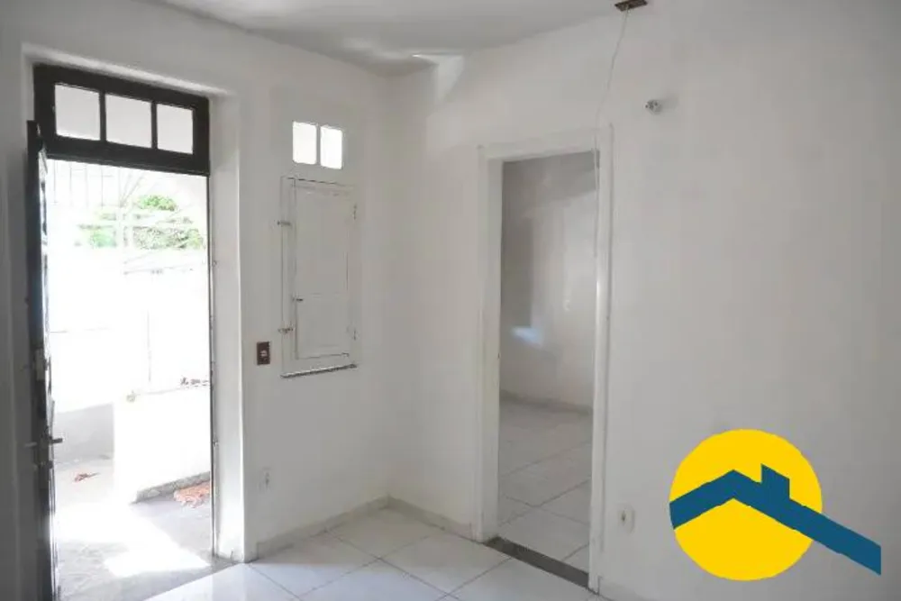 Casa, 3 quartos, 81 m² - Foto 2