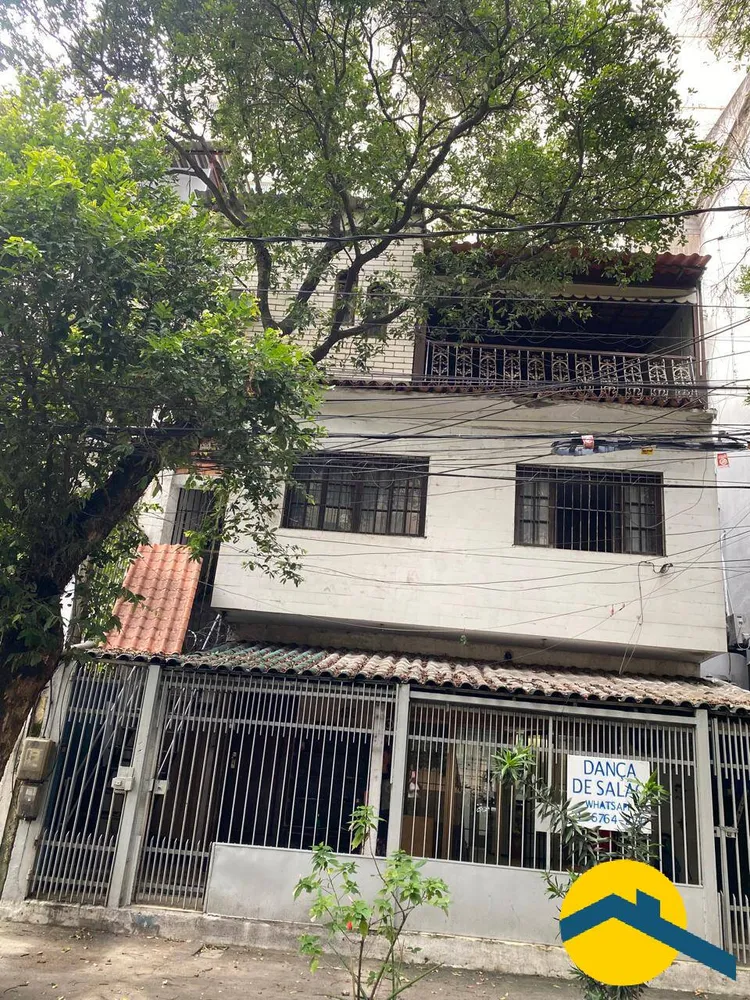 Casa, 3 quartos, 300 m² - Foto 1