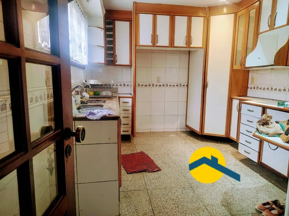 Casa, 5 quartos, 250 m² - Foto 15