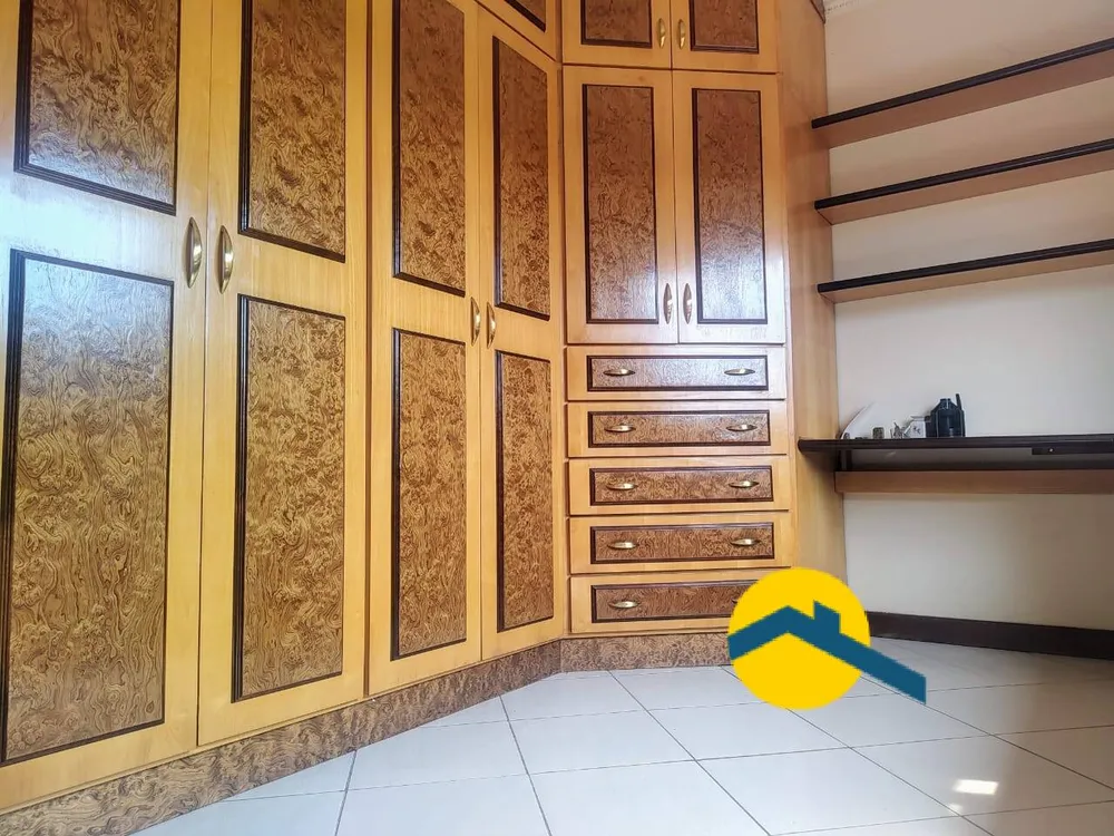 Casa, 5 quartos, 250 m² - Foto 8