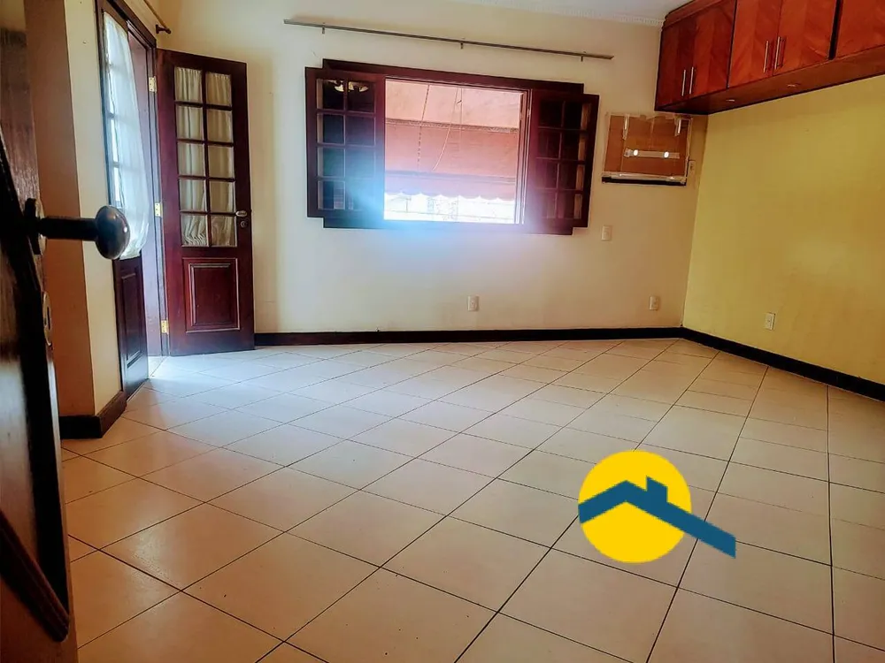 Casa, 5 quartos, 250 m² - Foto 13