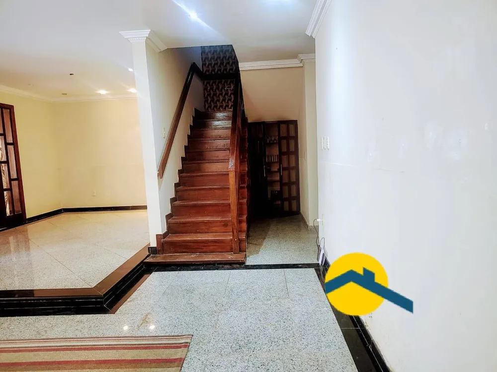 Casa, 5 quartos, 250 m² - Foto 3