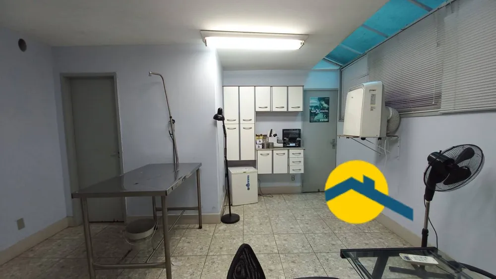 Casa, 4 quartos, 240 m² - Foto 31