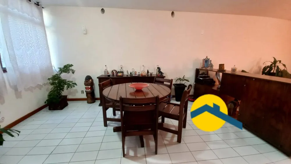 Casa, 4 quartos, 240 m² - Foto 13
