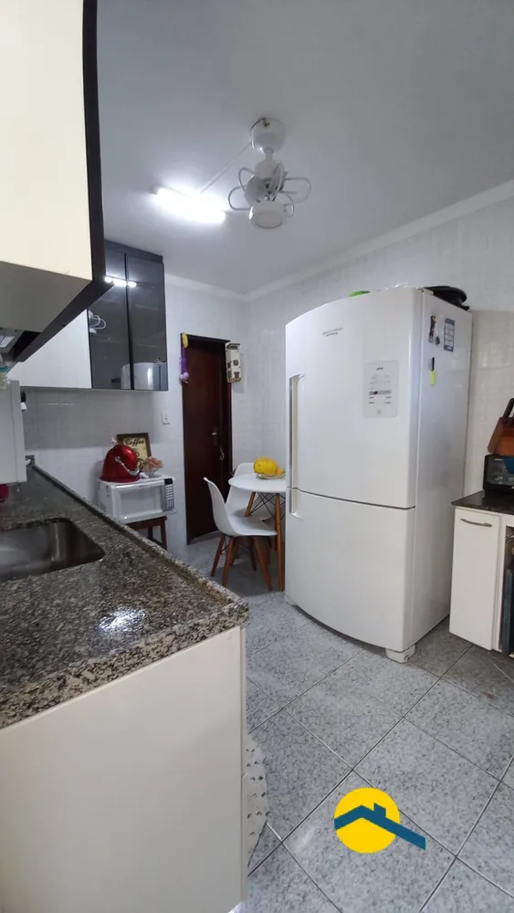 Casa, 4 quartos, 240 m² - Foto 17