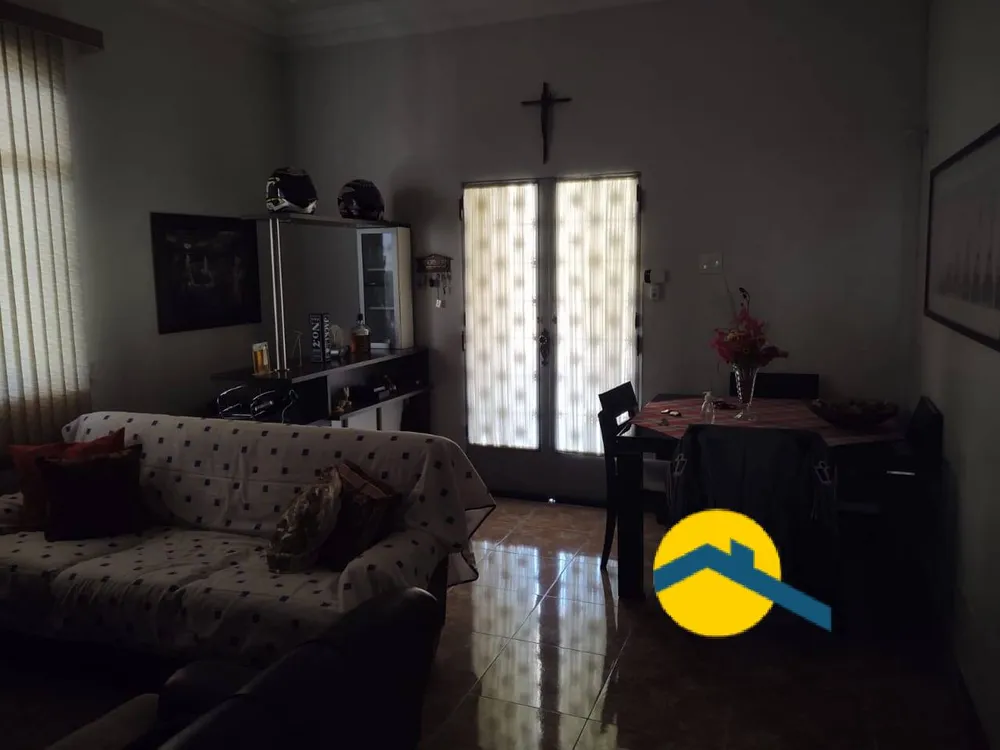 Casa, 4 quartos, 220 m² - Foto 4
